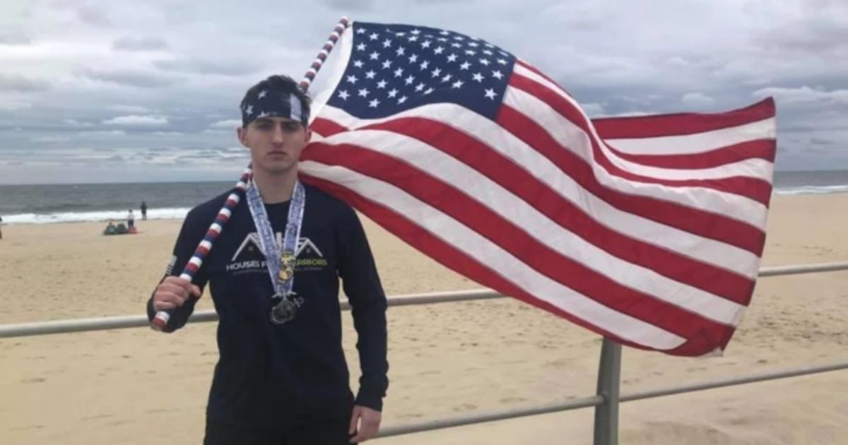 High Schooler Raises $12K to Help Homeless Veterans Across the Country Get Off the Streets