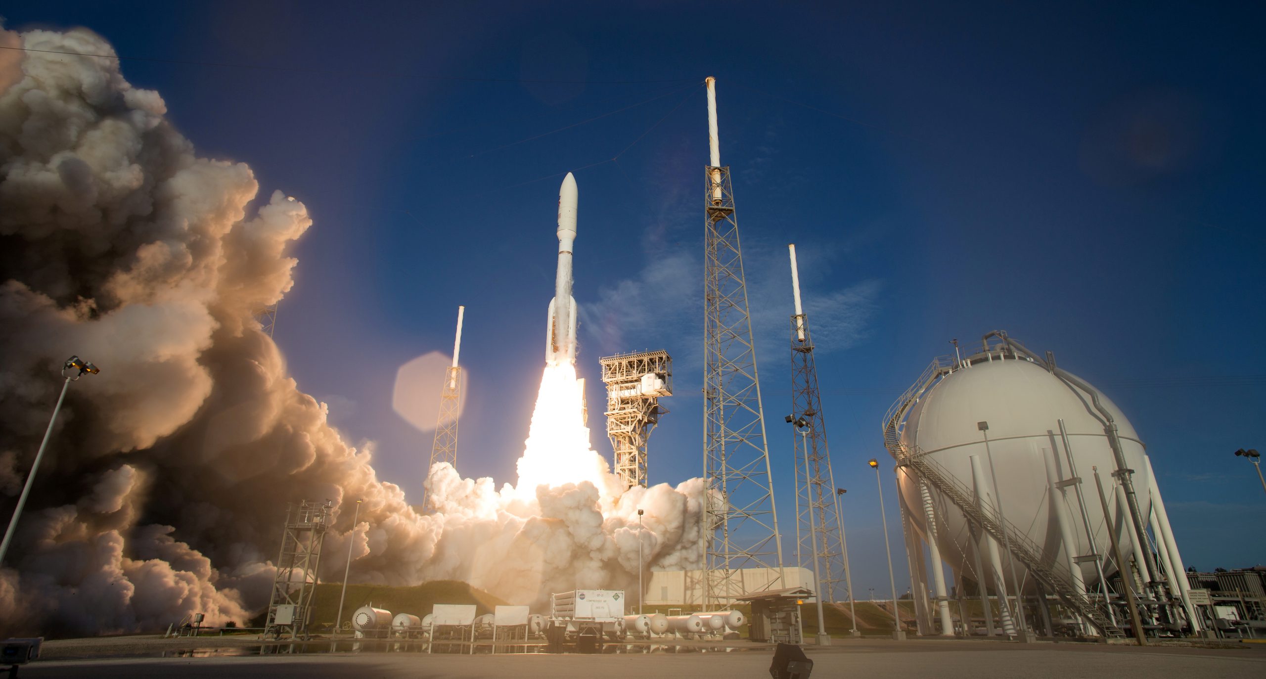 NASA Rover Perseverance on Track for Daredevil Landing on Mars