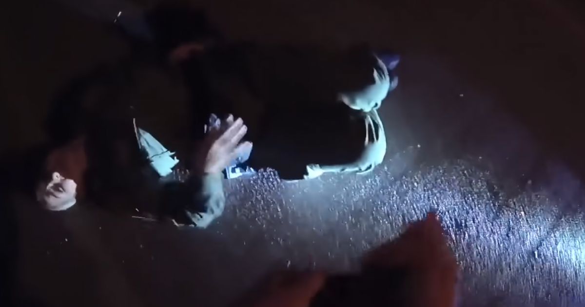 Incredible Bodycam Footage: Female Cop Takes Down Suspect While Bleeding Out on the Ground