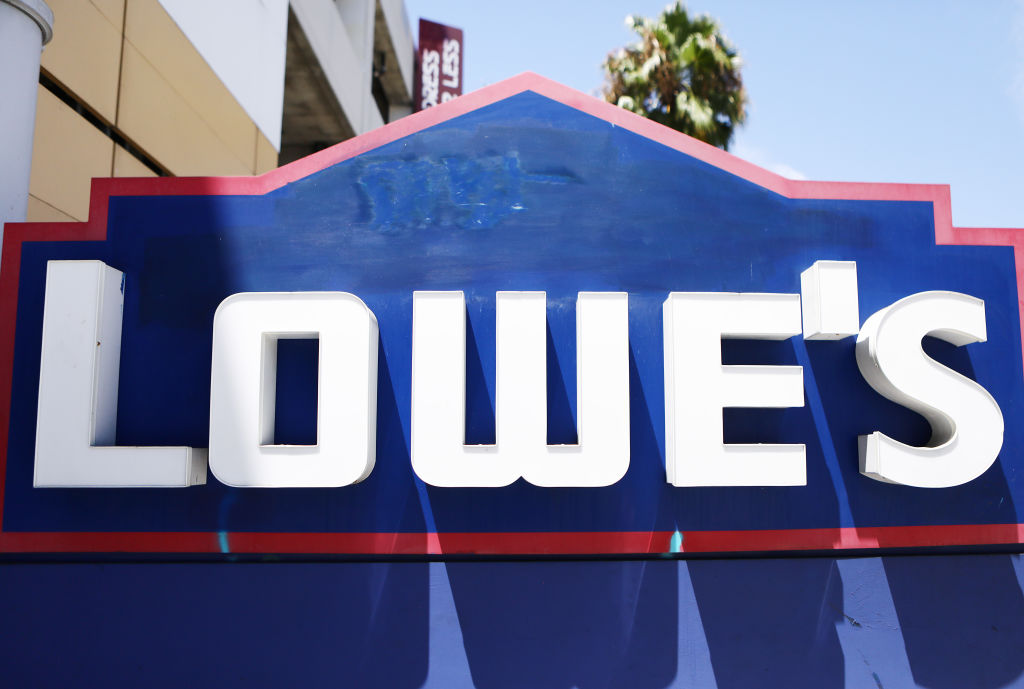 Woman Fired for Trying to Stop Shoplifters Rehired to Lowe’s Job