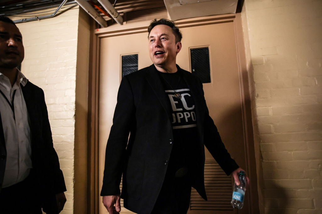 Trump Convenes Cabinet to Deliver Message About Musk: Report