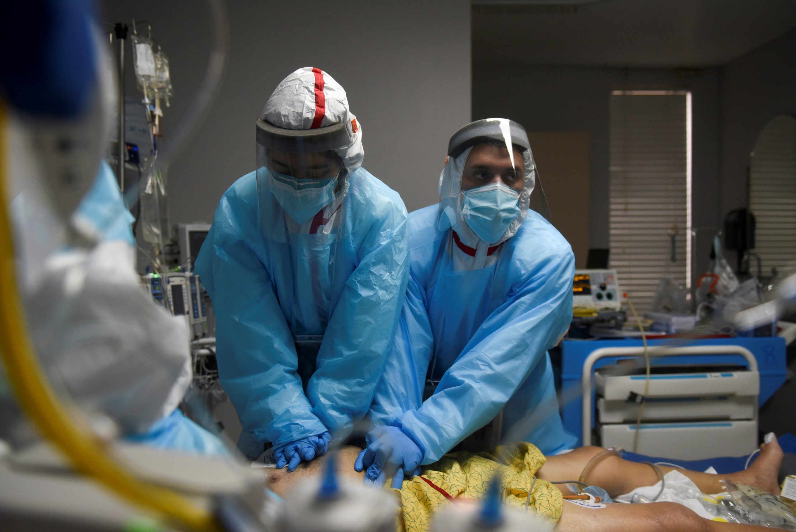 US Under Siege From COVID-19 as Hospitals Overwhelmed Before Holidays