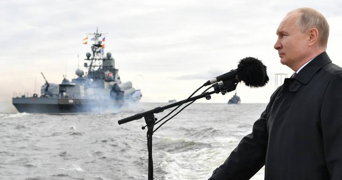 Putin Warns Russian Navy Can Detect Any Enemy, Deliver an 'Unpreventable Strike'