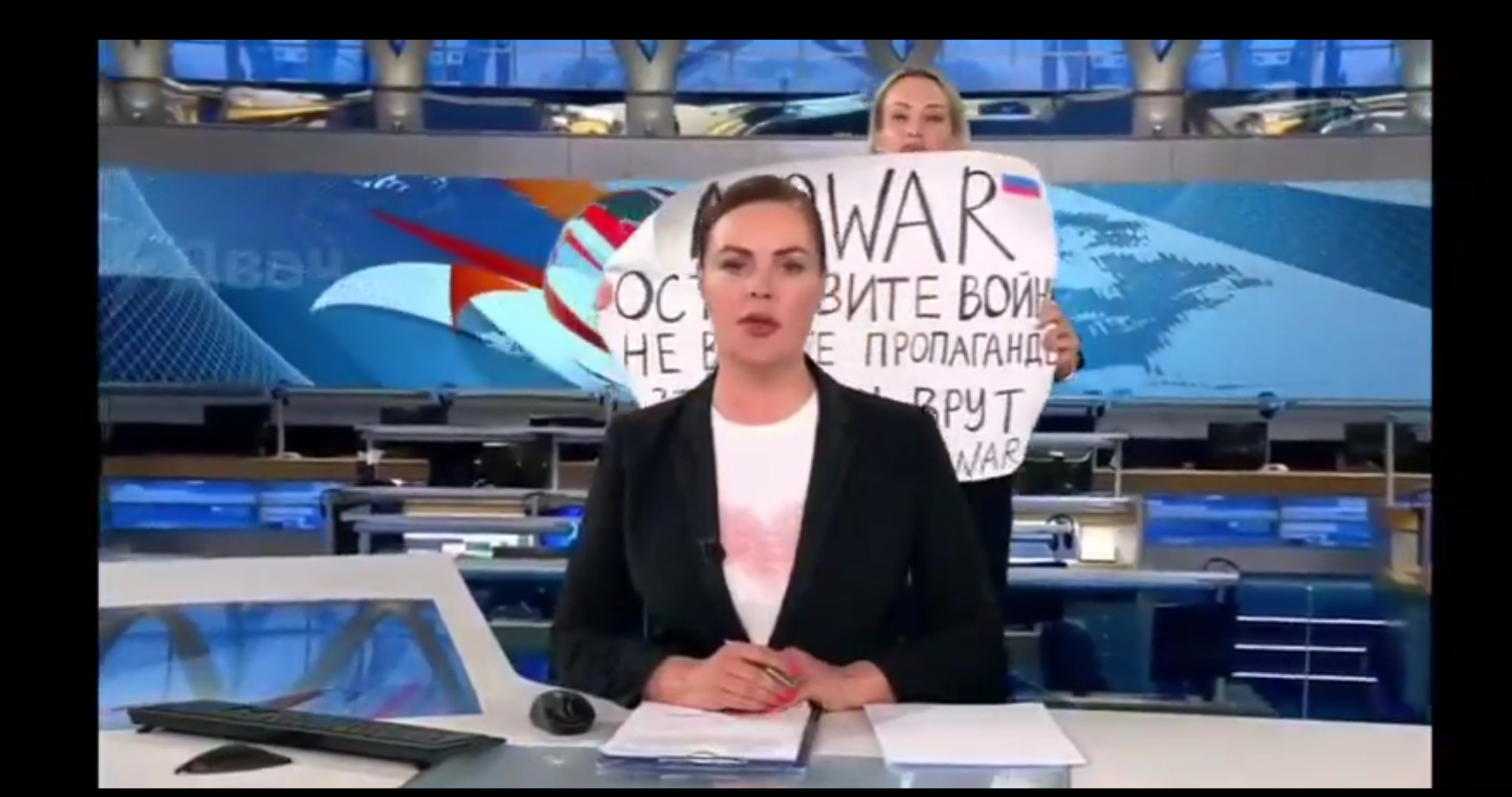 Lawyer Says Client ‘Wants to Stay In Russia’ as She Faces Charges for Protesting Invasion on Air
