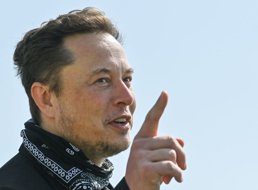 Musk to Team Up With Investors to Counter ‘Poison Pill’ May Have an Inside Man on Twitter’s Board: Report