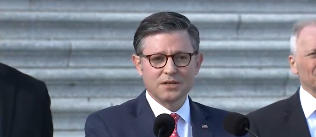 212 House Democrats Vote To Shut Down Government