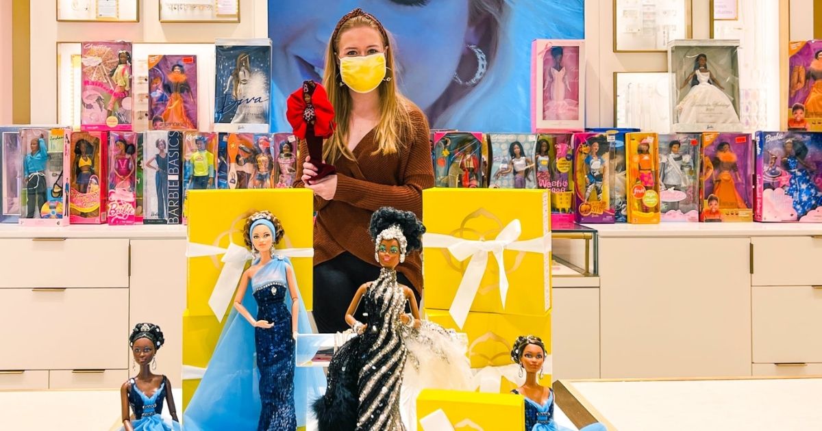 After Finding 200 Rare Dolls During Renovation, Woman Discovers Her New Home Once Was Doll Museum