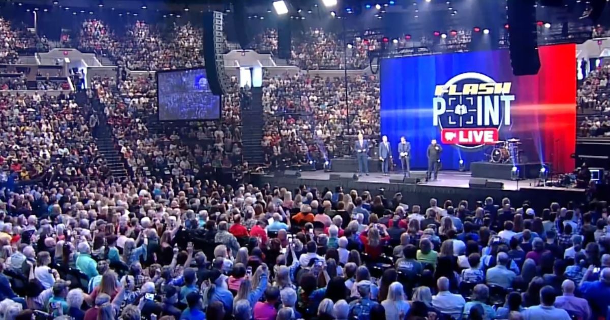 Christian Populist Movement Rising: Draws Overflow Crowd for Patriotic Event