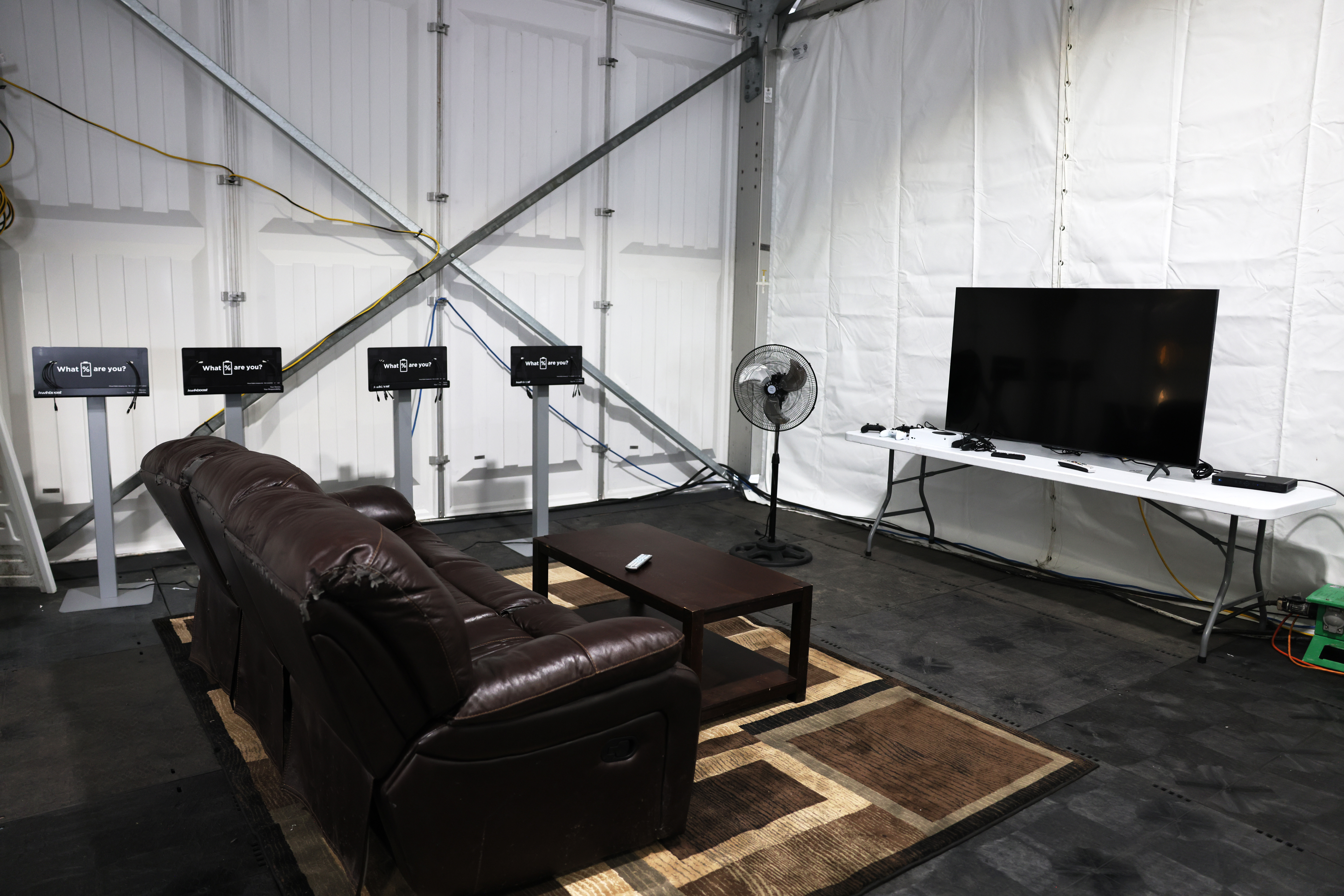 Migrant Shelter in New York City Features Xboxes, TVs: Report
