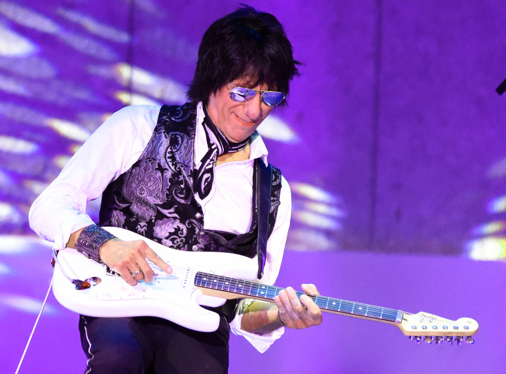 Jeff Beck Dies at 78, Johnny Depp Was Reportedly By His ‘Bedside’