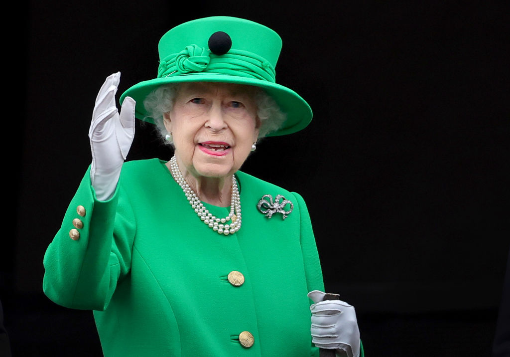 Palace Physician Reveals Actual Cause of Queen's Death