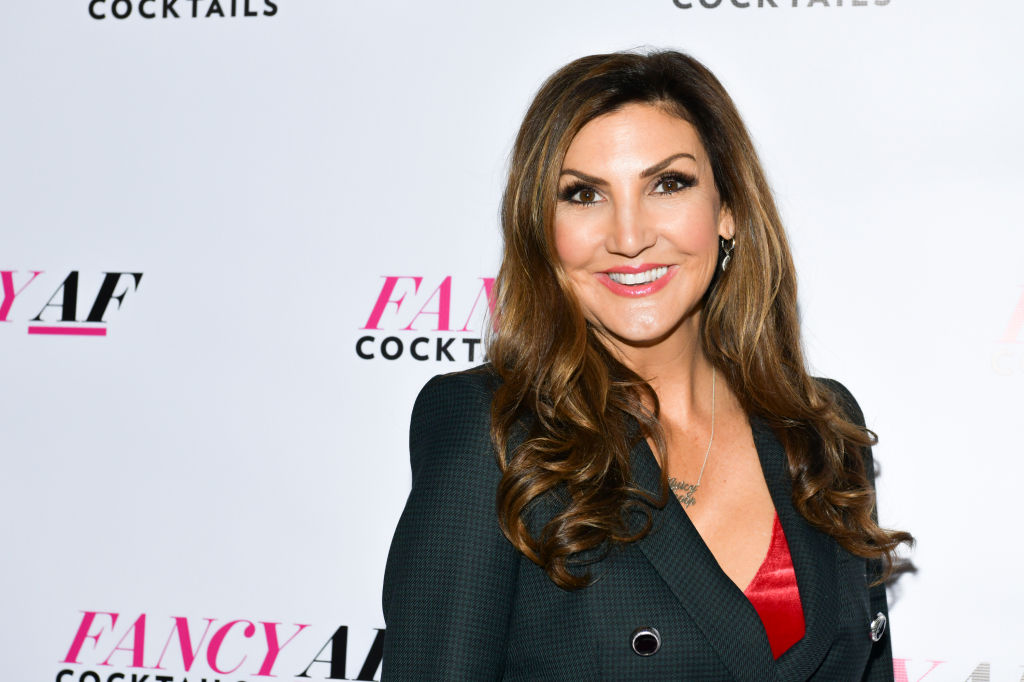Comedian Heather McDonald Collapses Onstage and Fractures Skull After COVID Vaccine Joke