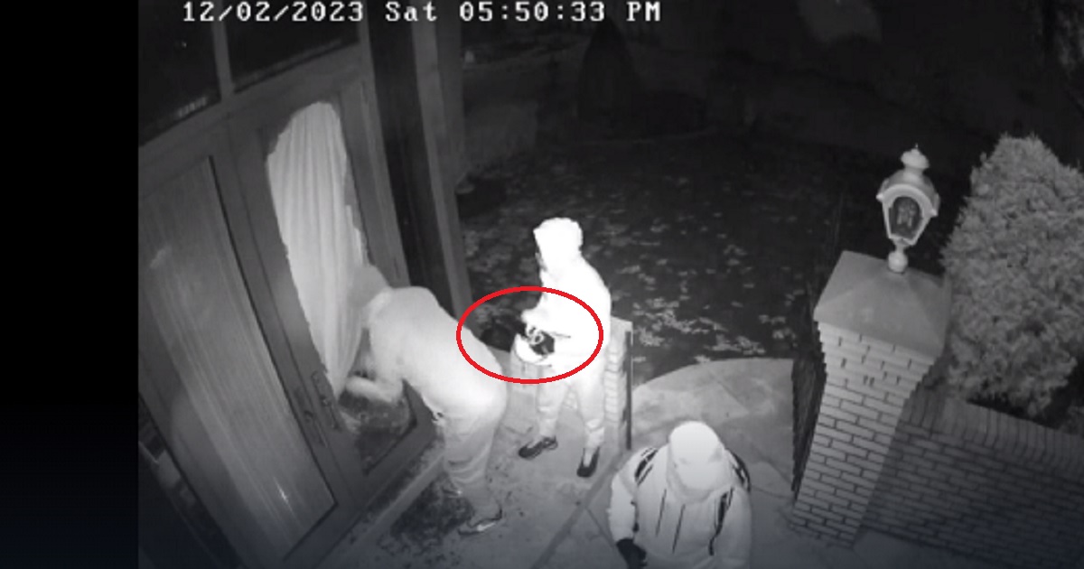 Suspected Foreign Gangs Breaking Into American Homes, Multi-Antenna Device and Advanced Tactics Points to Chilling Reality