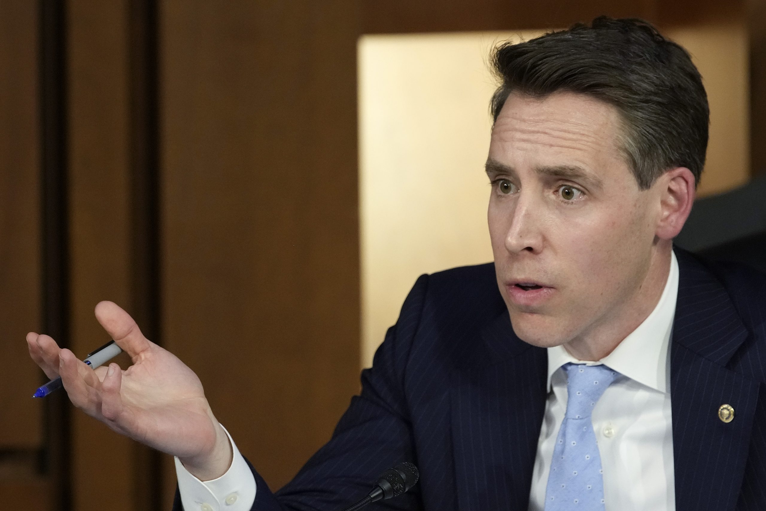 Hawley Calls on Google to ‘Take Immediate Corrective Action’ After Study Finds Biases