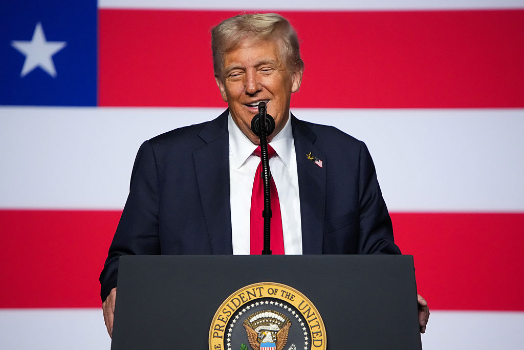 Trump Gets Room Laughing After Cracking Joke Directed At RFK Jr.