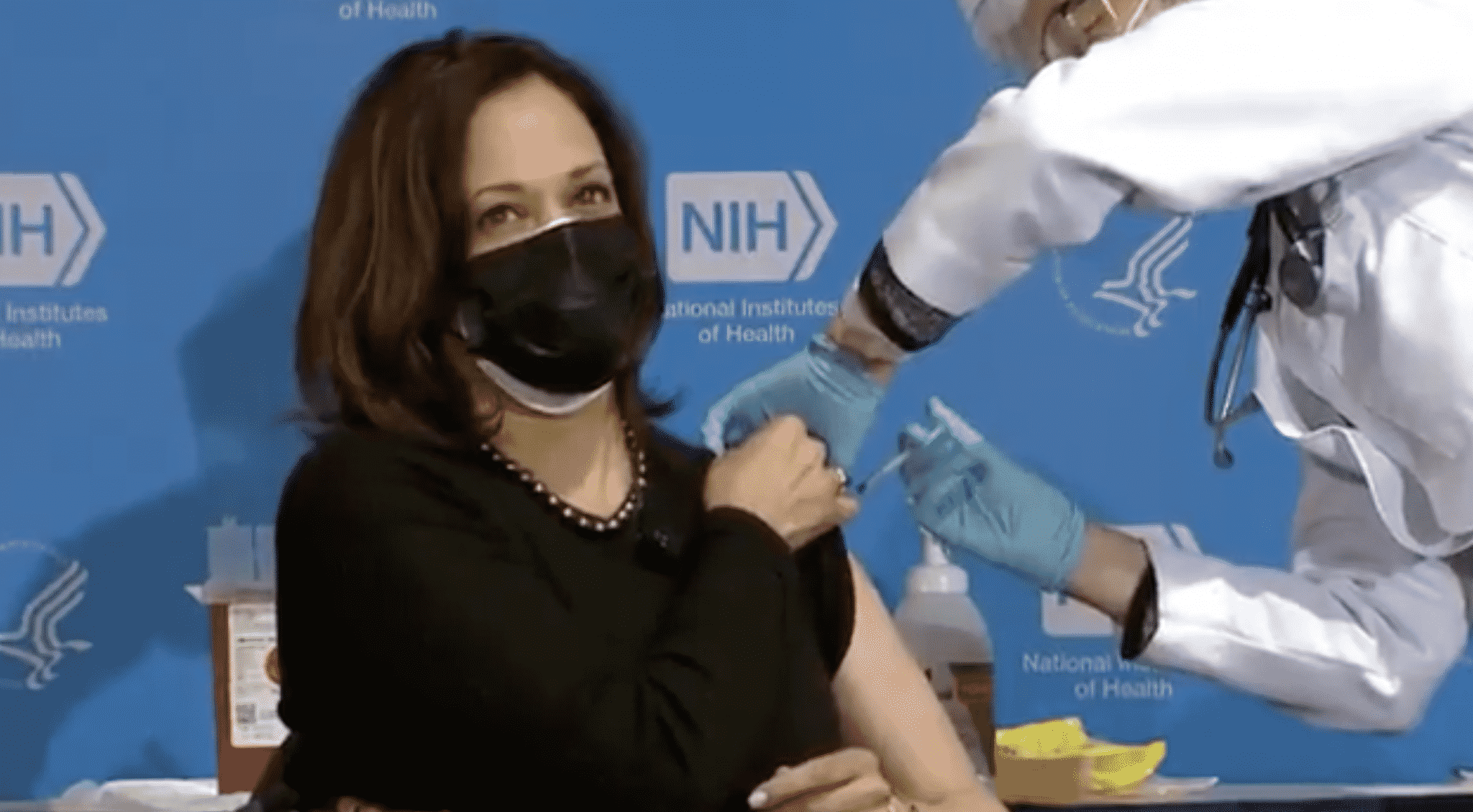 Harris Receives Second Dose of Coronavirus Vaccine