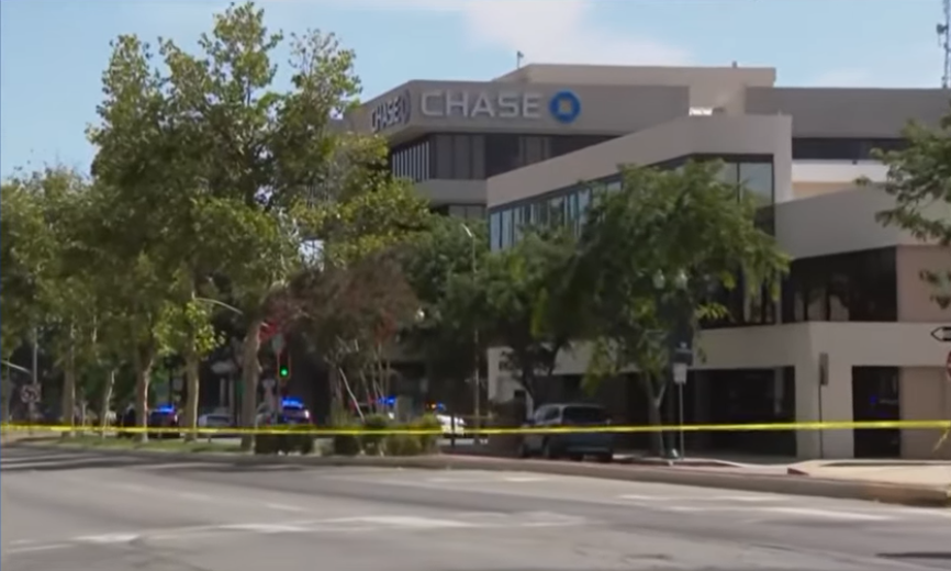 Bomb Threat Standoff Locks Down Downtown Bank