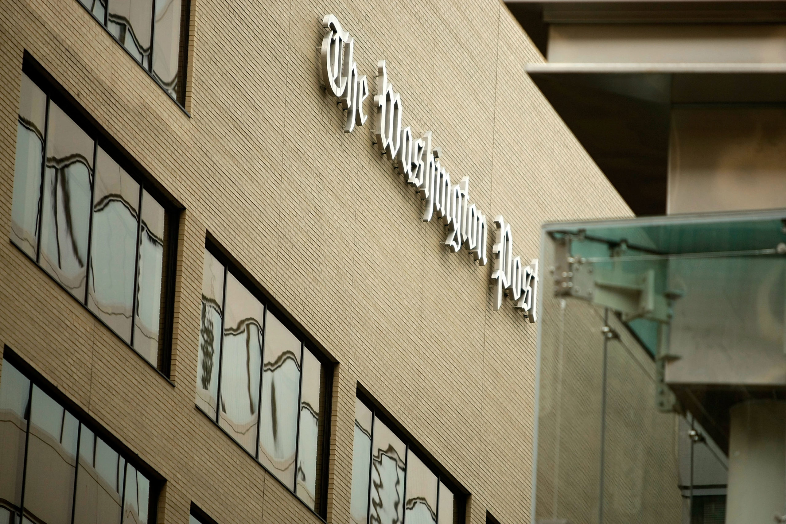 Washington Post Blasted Over Headline About Suspected Gunman
