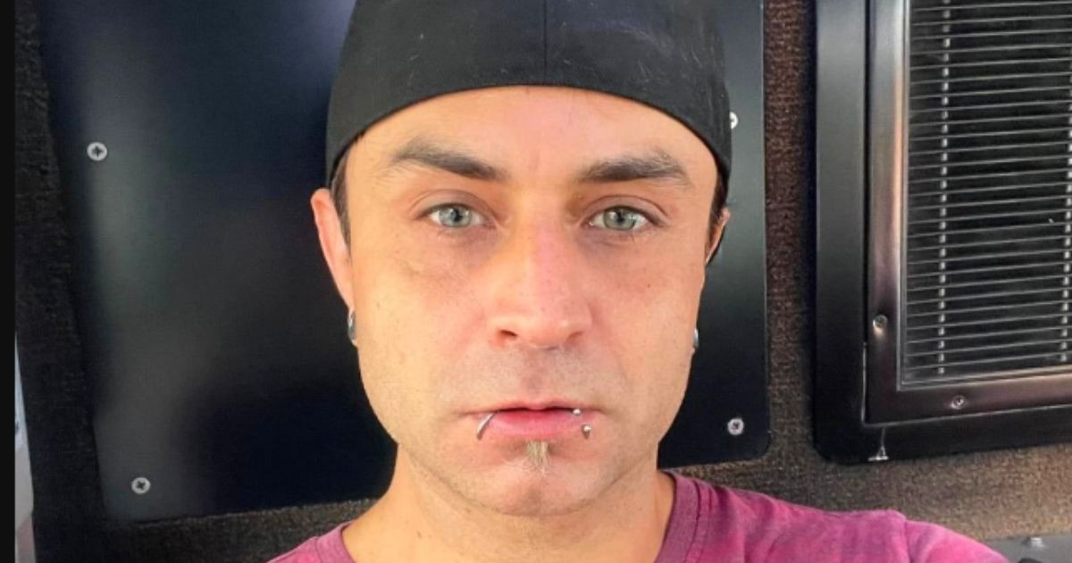 Hoax? Gay Man’s Viral Claim He Was Set on Fire in ‘Hate-Filled’ Attack Seemingly Just Went Up in Smoke