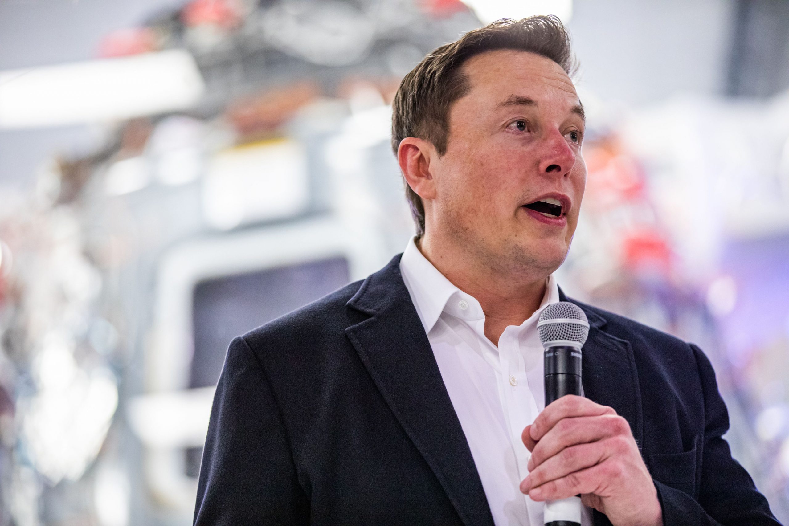 Elon Musk Suggests Creating a ‘Super Moderate Super PAC’