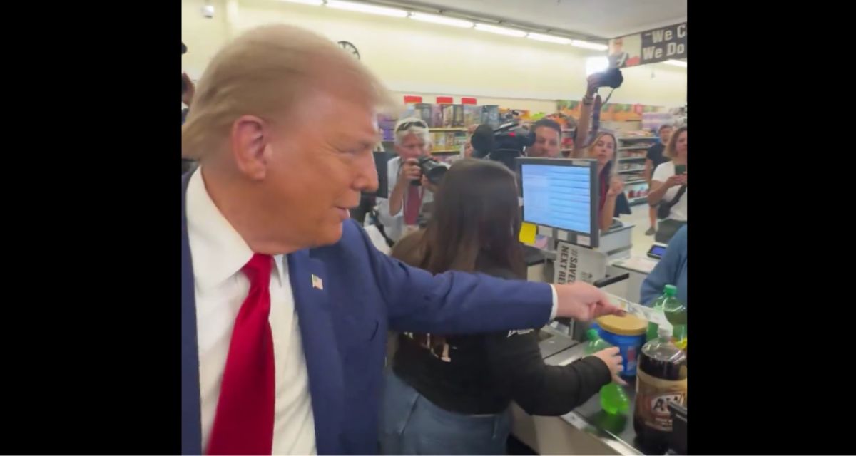 Trump Helps Out: Gives $100 to Mom of 3 for Groceries in Candid Moment