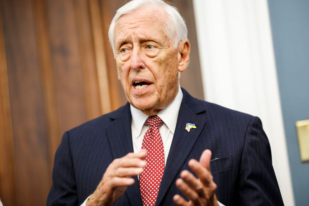 Steny Hoyer Ordered to Vacate Private Office by Interim House Speaker