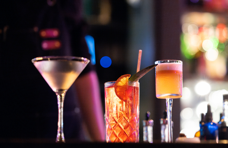 Study Finds Cannabis May Reduce Alcohol Use in Heavy Drinkers, But Experts Urge Caution