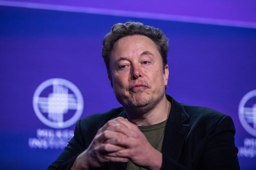 Musk Raises Eyebrows Over Report of Google Leaving Trump out of List of Assassination Attempts in Search Bar