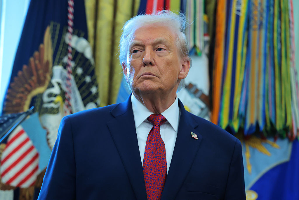 Trump Heads to Situation Room Ahead of Possible Peace Deal With Iran