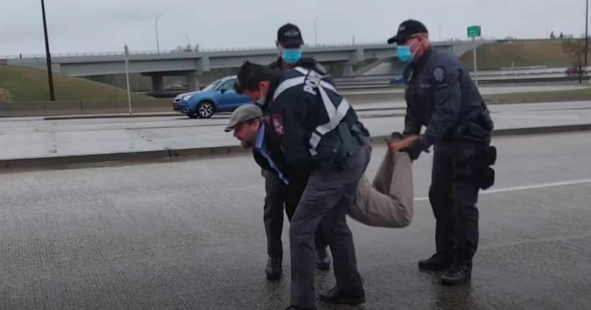 Canadian Preacher Arrested for 'Inciting' People to Attend Church Despite COVID Restrictions