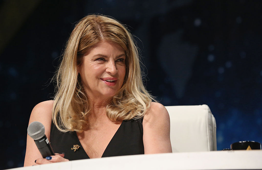 ‘Cheers’ Star Kirstie Alley Dies at 71 After Battle With Cancer