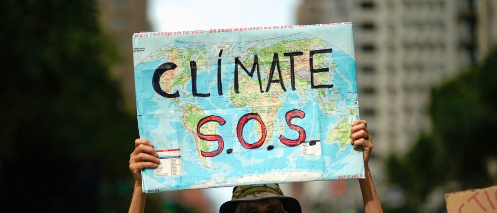 Hawaiian Kids Said Climate Change Violated Their Rights. They Just Landed A Juicy Settlement And Praise From Dem Gov