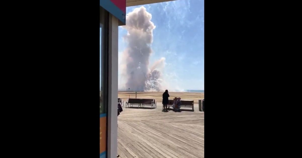 Chaos on Maryland Beach as Industrial Display Fireworks Ignite, Results in Massive Explosion