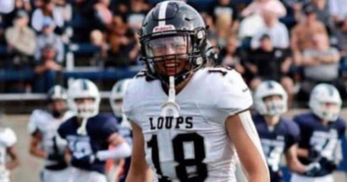 High School Football Player on Path to College Team Dies After ‘Cardiac Arrest’ in His Sleep
