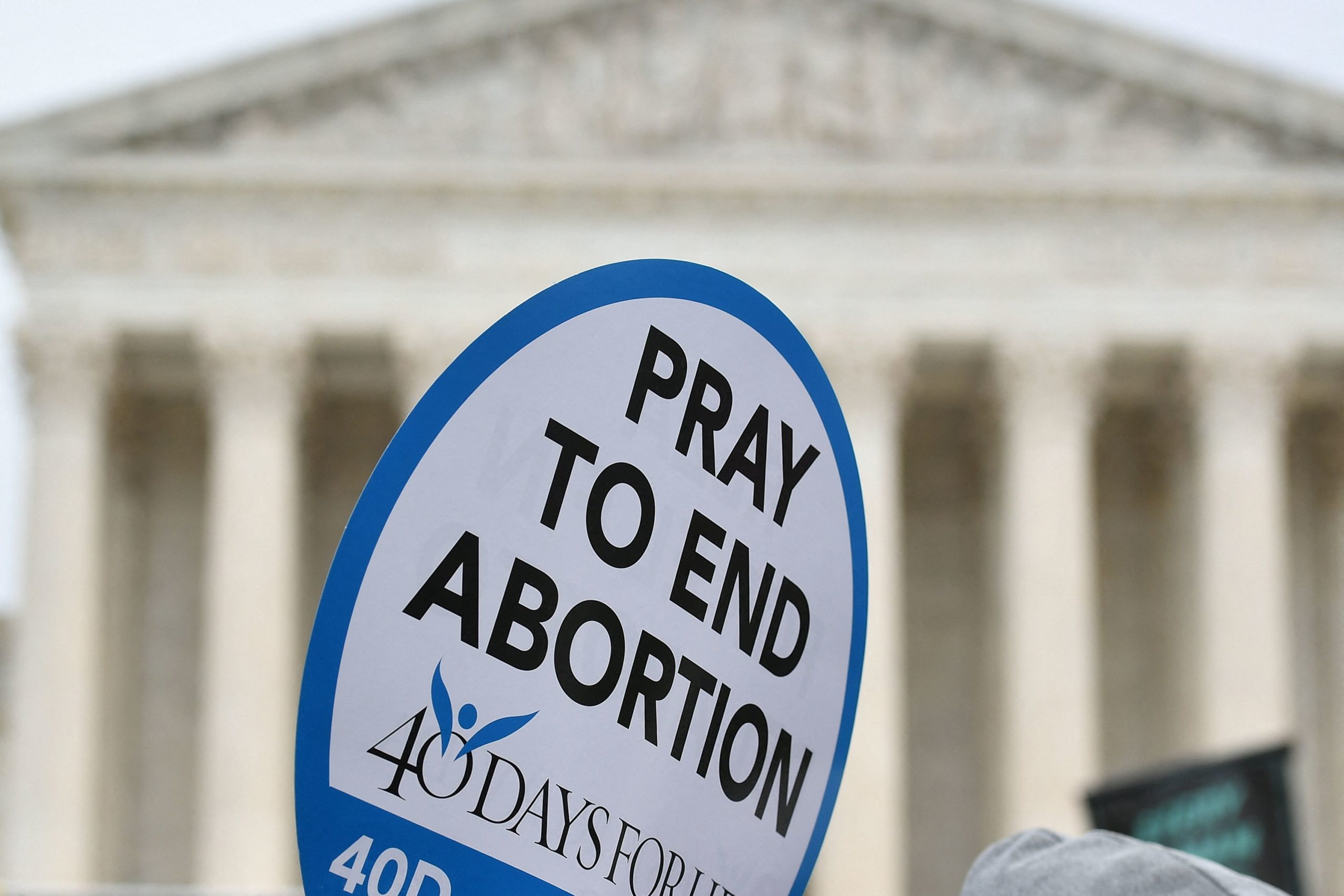 Evangelical Voters Most Concerned Over Immigration, Sovereignty, Abortion