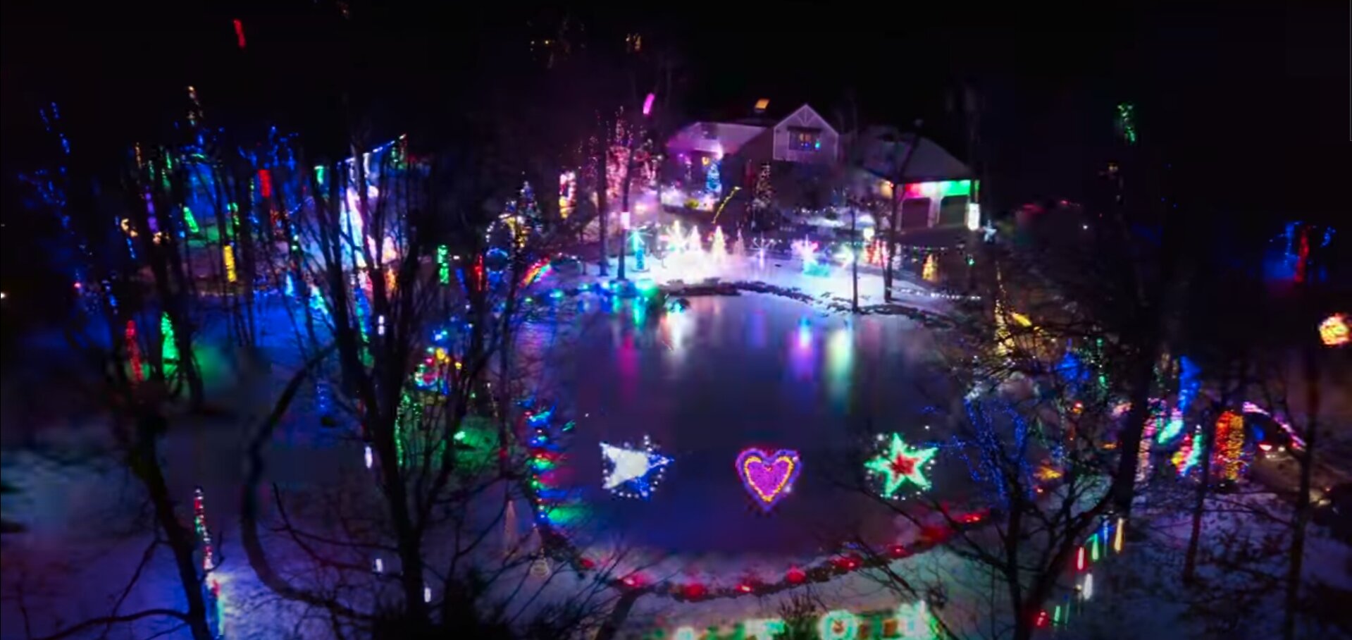 World Record Christmas Lights Display Raises Money for Charity, Draws People to Small Town
