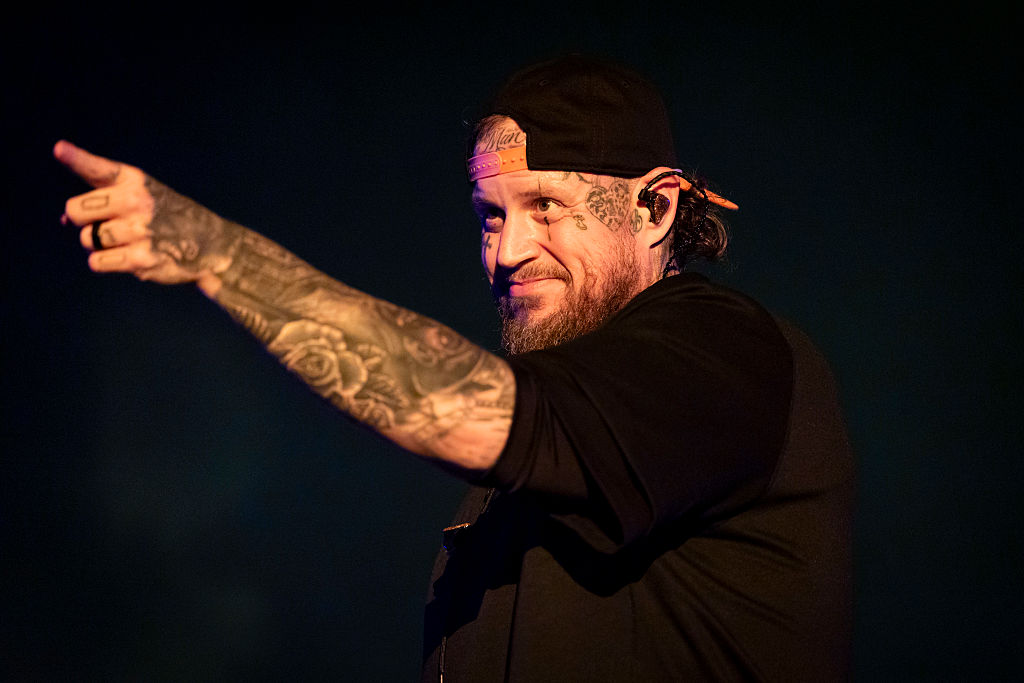 Jelly Roll Says He Was Treated ‘Like a Criminal’ at Louis Vuitton in Sydney