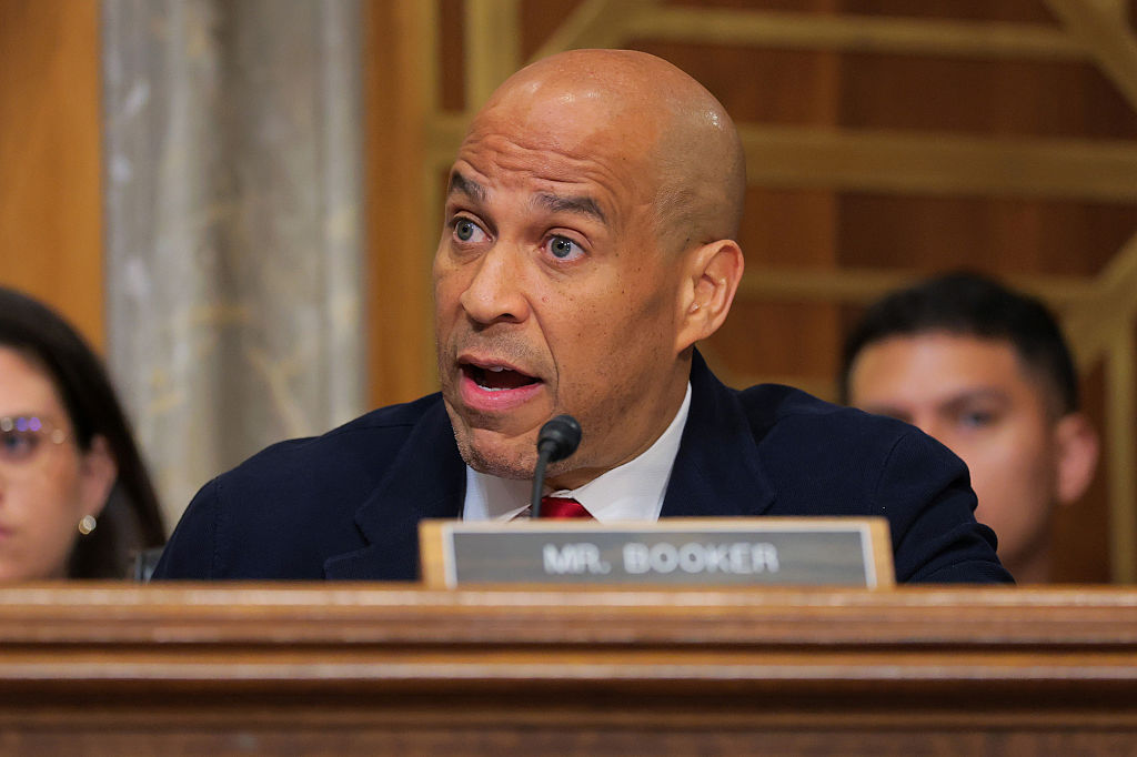 Murphy Wins GOP Senate Nod, Faces Booker Showdown