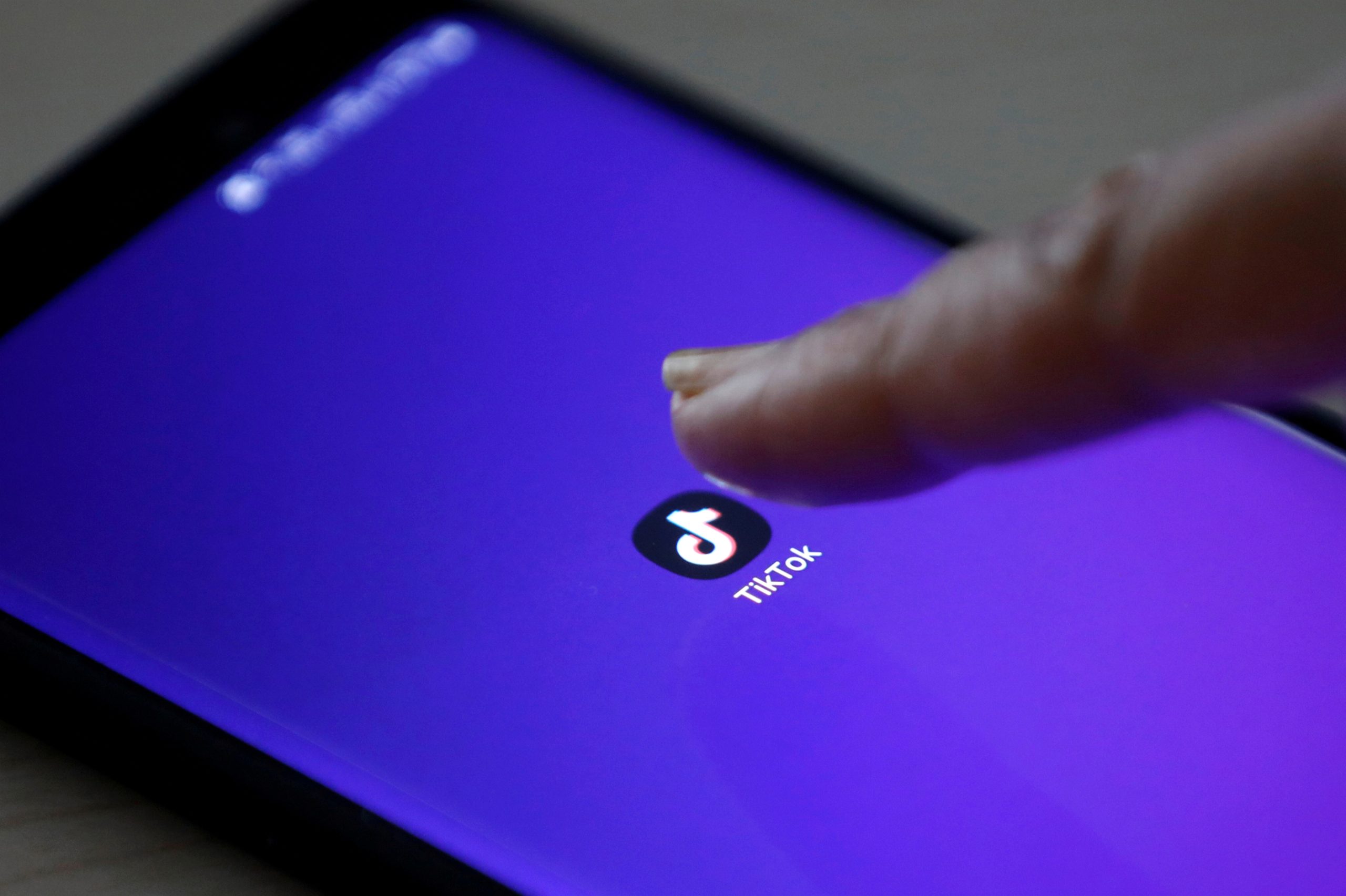 Holocaust Survivor Shares Stories on TikTok, Goes Viral