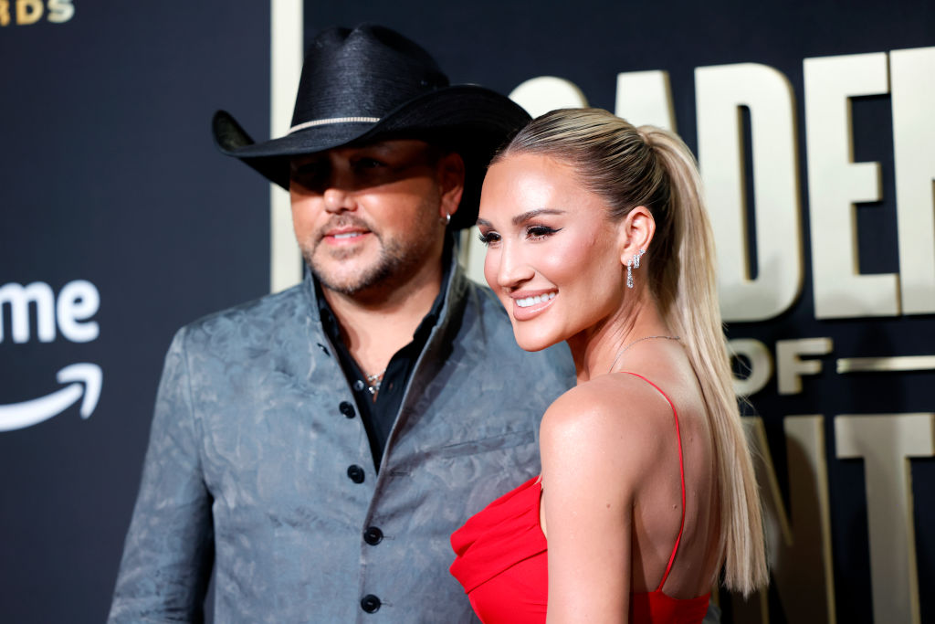Jason Aldean’s Song Skyrockets After CMT Pulls the Video Amid Controversy