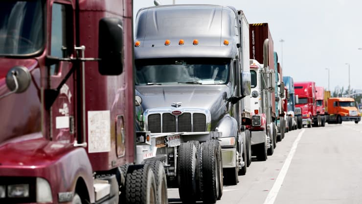GOP Lawmakers To Permanently Lock In Trump’s Crackdown On Illegal Migrant Truckers
