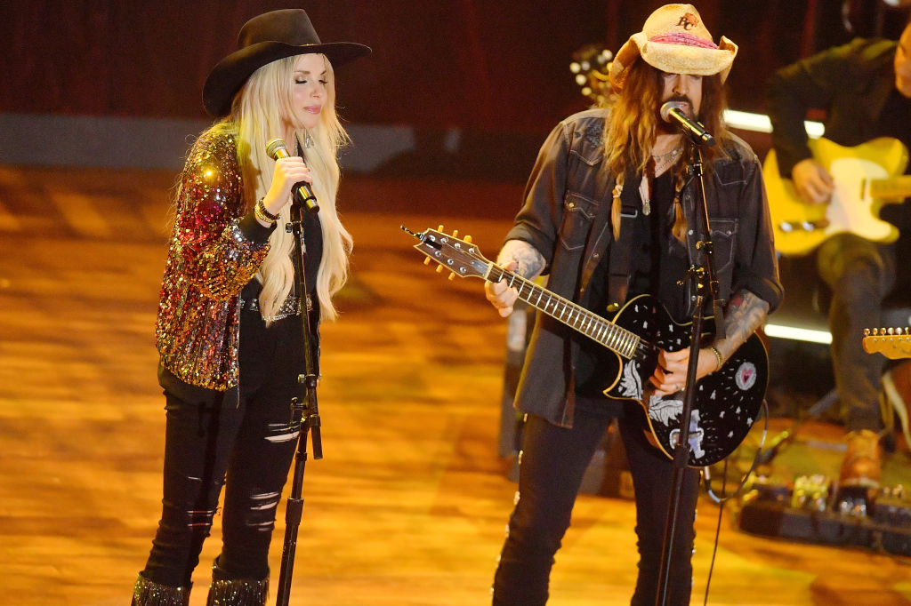 Billy Ray Cyrus Seeks Divorce From Firerose