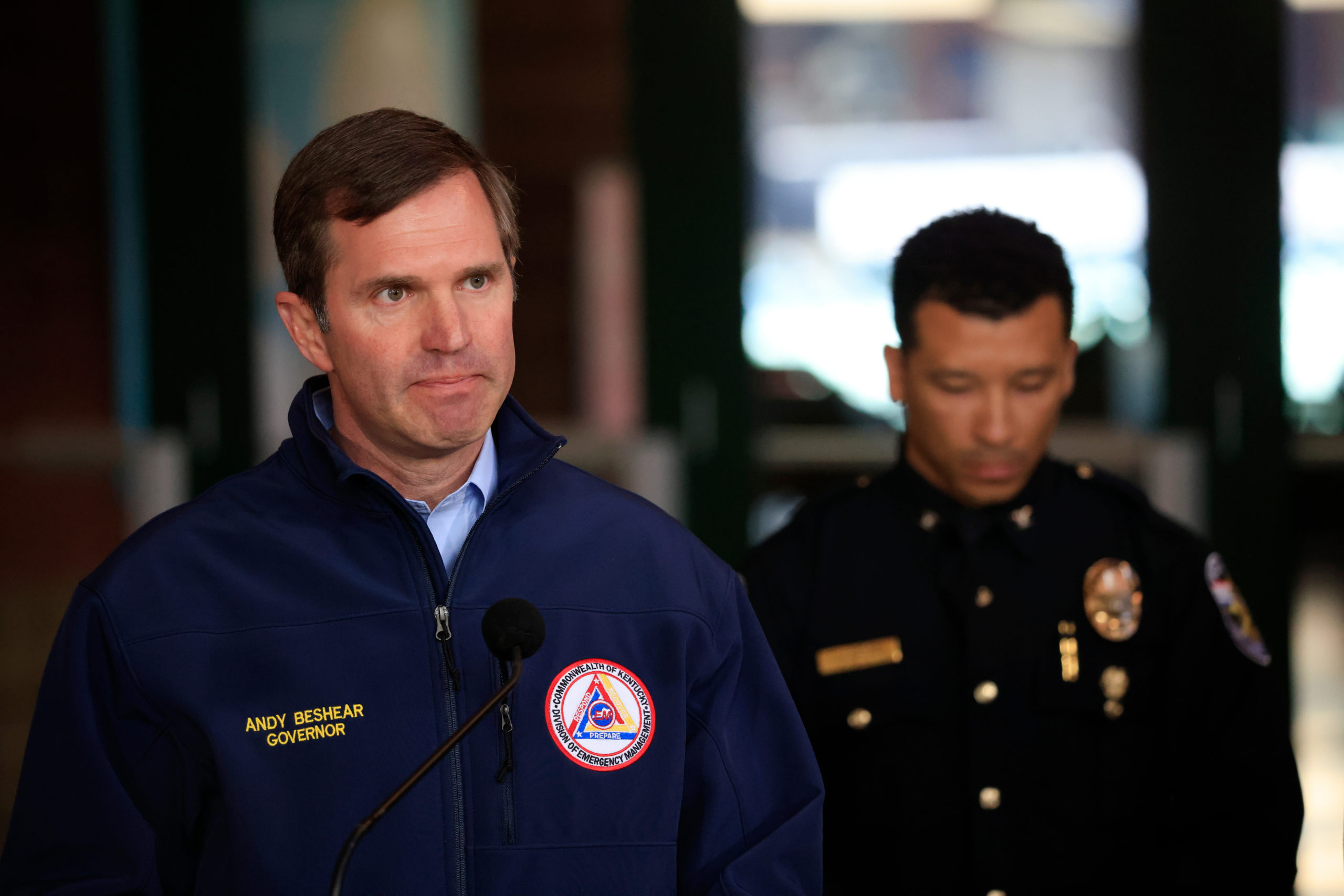 Kentucky Governor Delivers Emotional Address Following Shooting in Louisville