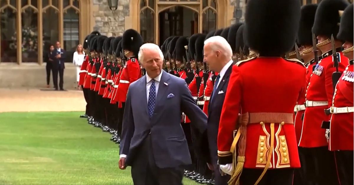 Joe Biden Appears Lost Among the Honor Guard, King Charles Coaxes Him Away After Multiple Attempts