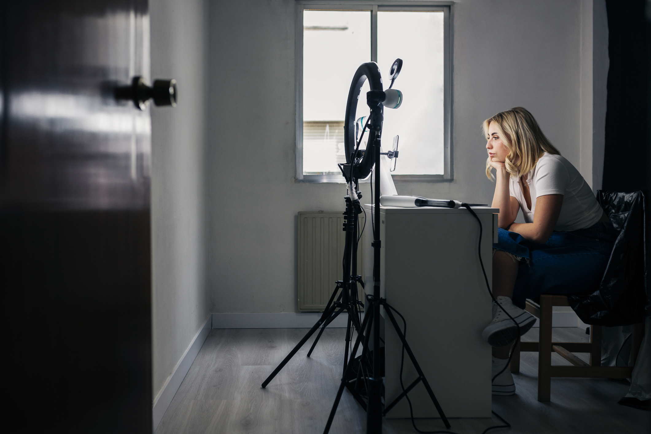 Neighbor of Scorned Mom Vlogger Ruby Franke Reveals What She Was Like Behind the Camera