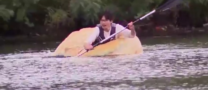 Harvard University Student Crosses River in 1,500 Pound Pumpkin in Effort to Raise Money
