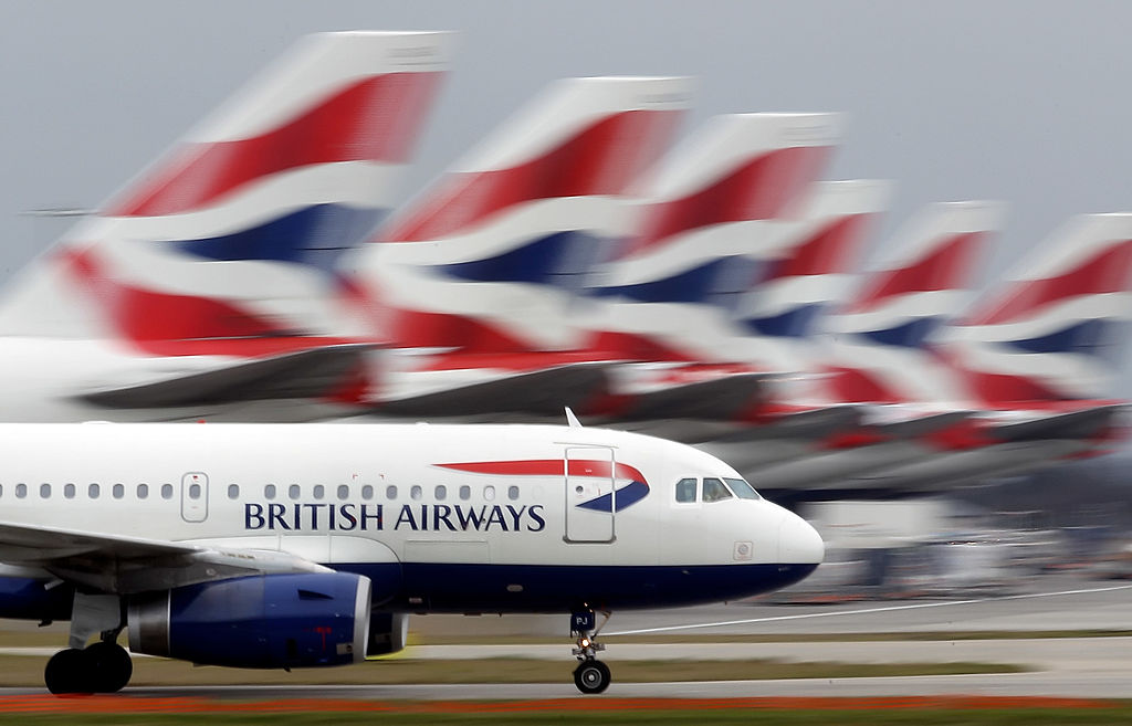 Longtime Pilot Collapses and Dies in Hotel – He Was Due to Captain a Packed Jet Shortly After Incident