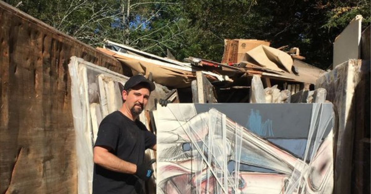 Mechanic Finds Batch of Giant, Unusable 'Car Parts' in Dumpster, Then Realizes He's Rich After Cleaning Off the Dirt