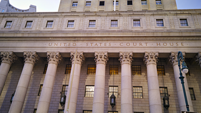 Feds Halt Drug-Trafficking Trial After Juror Alledgely Offered $100,000 Bribe