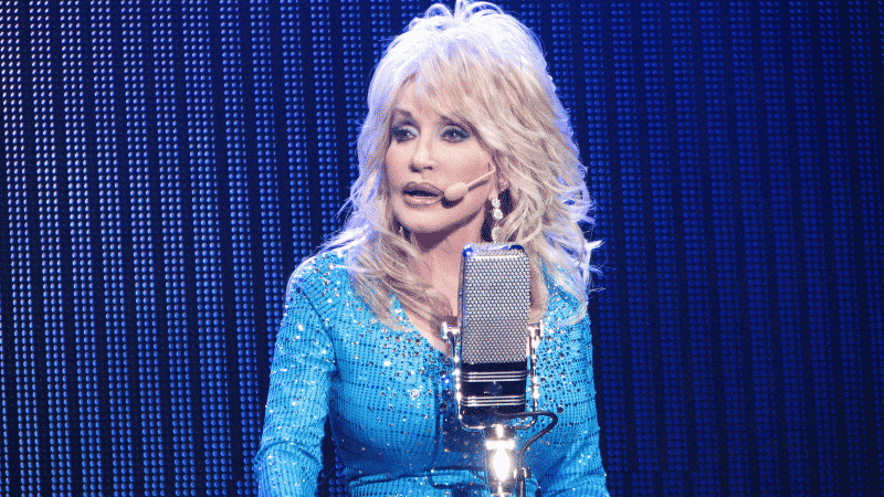 Petition to Replace Confederate Statues with Dolly Parton Gains Steam